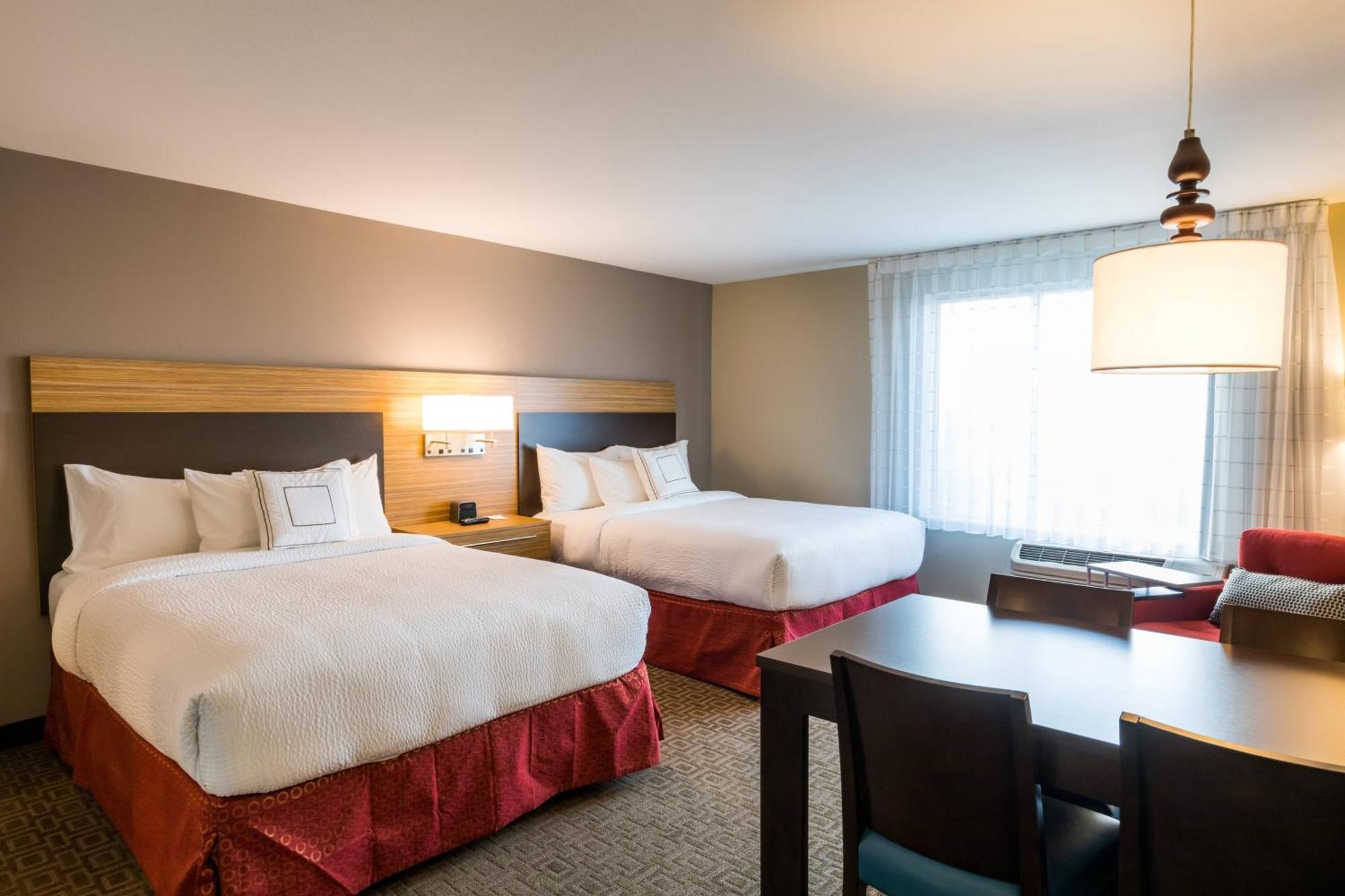 Towneplace Suites By Marriott Portland Beaverton Bagian luar foto