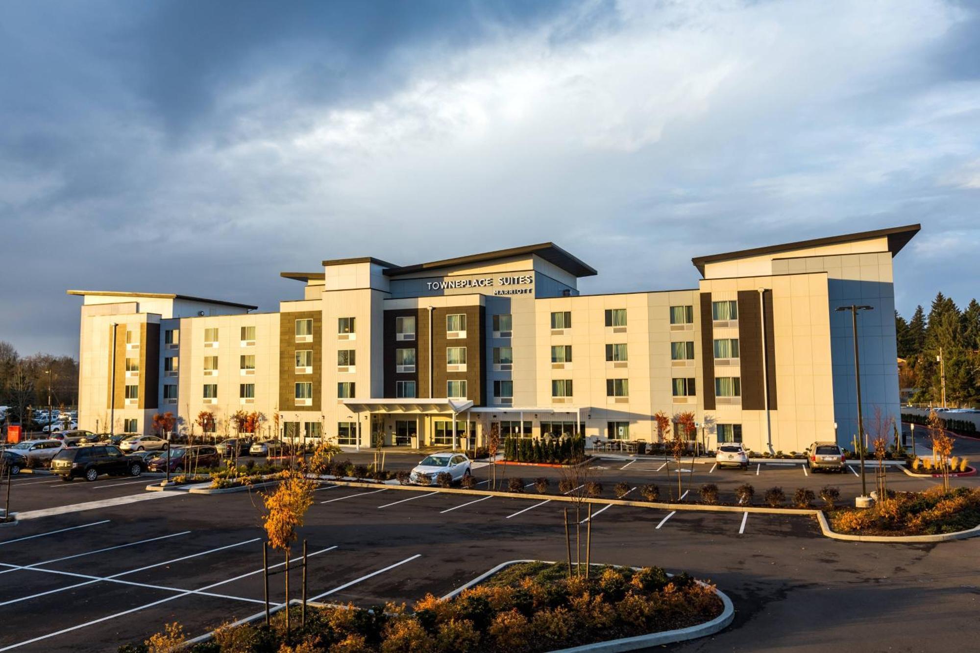 Towneplace Suites By Marriott Portland Beaverton Bagian luar foto
